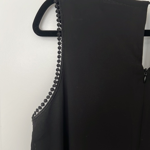 Black sleeveless Dress. Size Large. - Picture 10 of 11